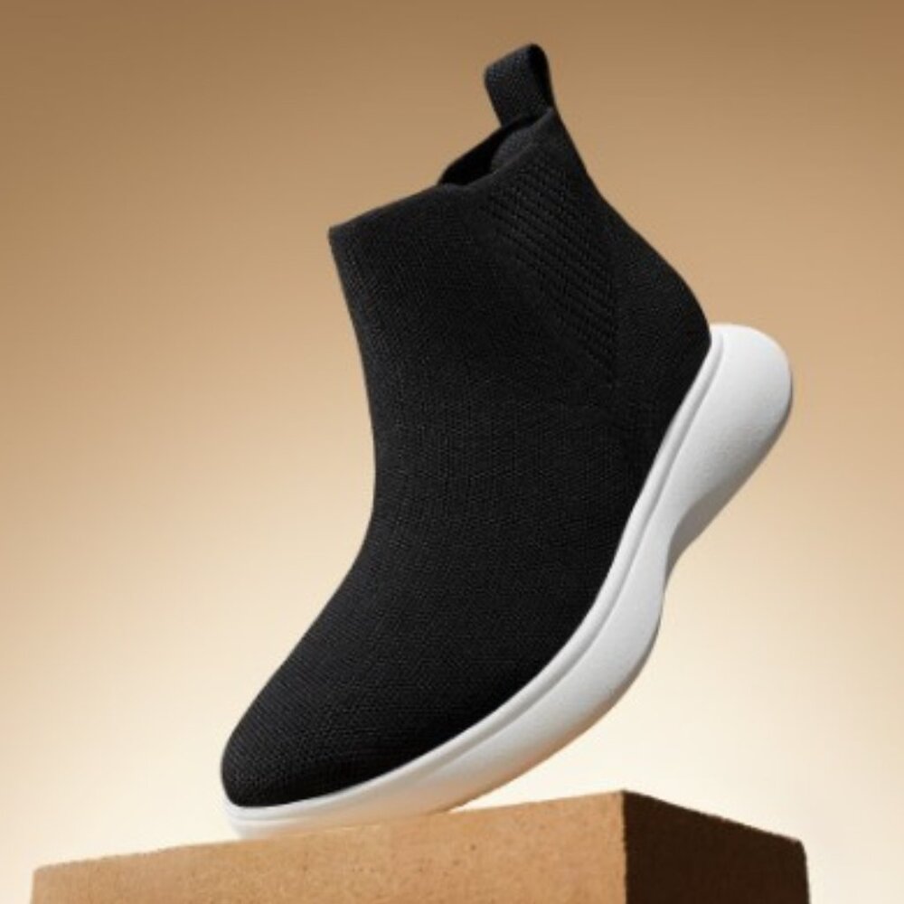 VIVAIA - Round-Toe Slip-On Black Sneaker Boots (Urban Boots) - EU39 BNWT